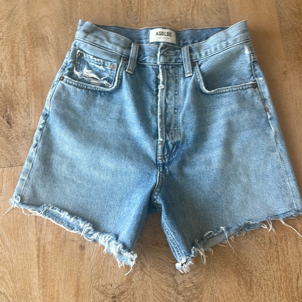 LIKE NEW Agolde Riley shorts
